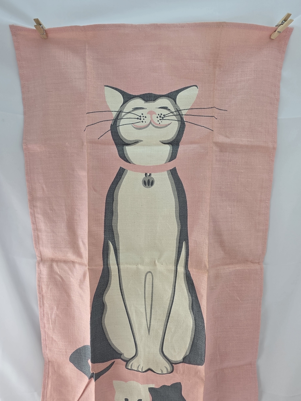 MCM 5os Mary Sarg Pink Cat Tea Towel - Cute Proud Mom Cat Kitten Illustration - Picture 2 of 4
